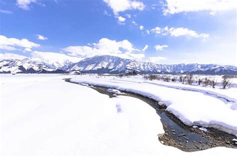 新潟県 ホワイトニング - 雪と光の美学を探る